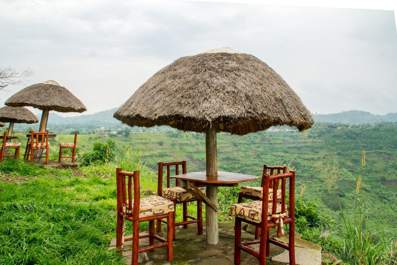 Queen Elizabeth PVT Lodge Kichwamba Exterior foto